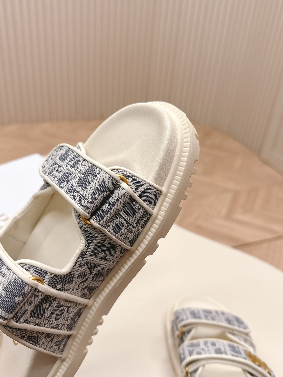 LuxluxHouse Best Quality Women Shoes Dior