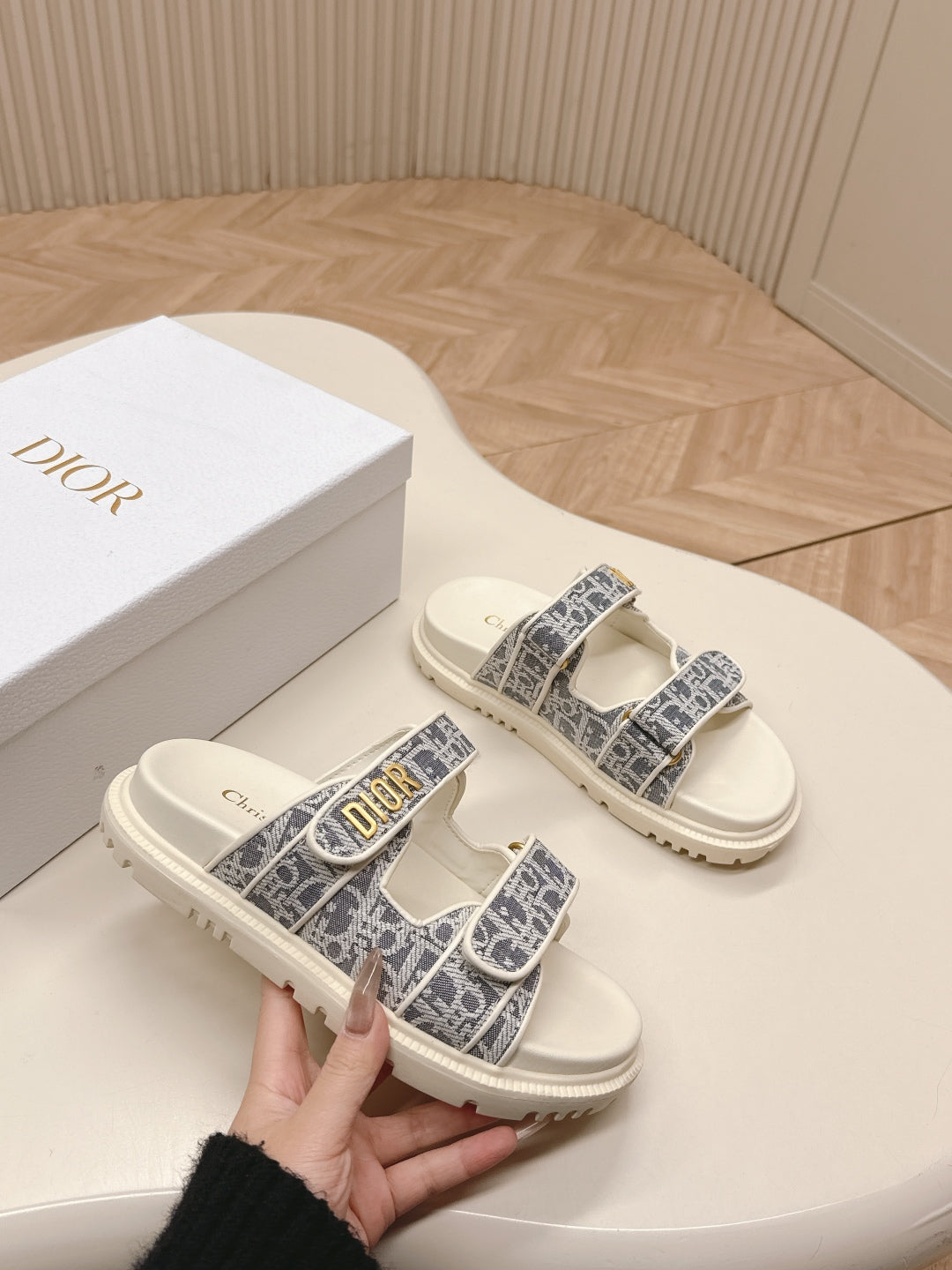 LuxluxHouse Best Quality Women Shoes Dior