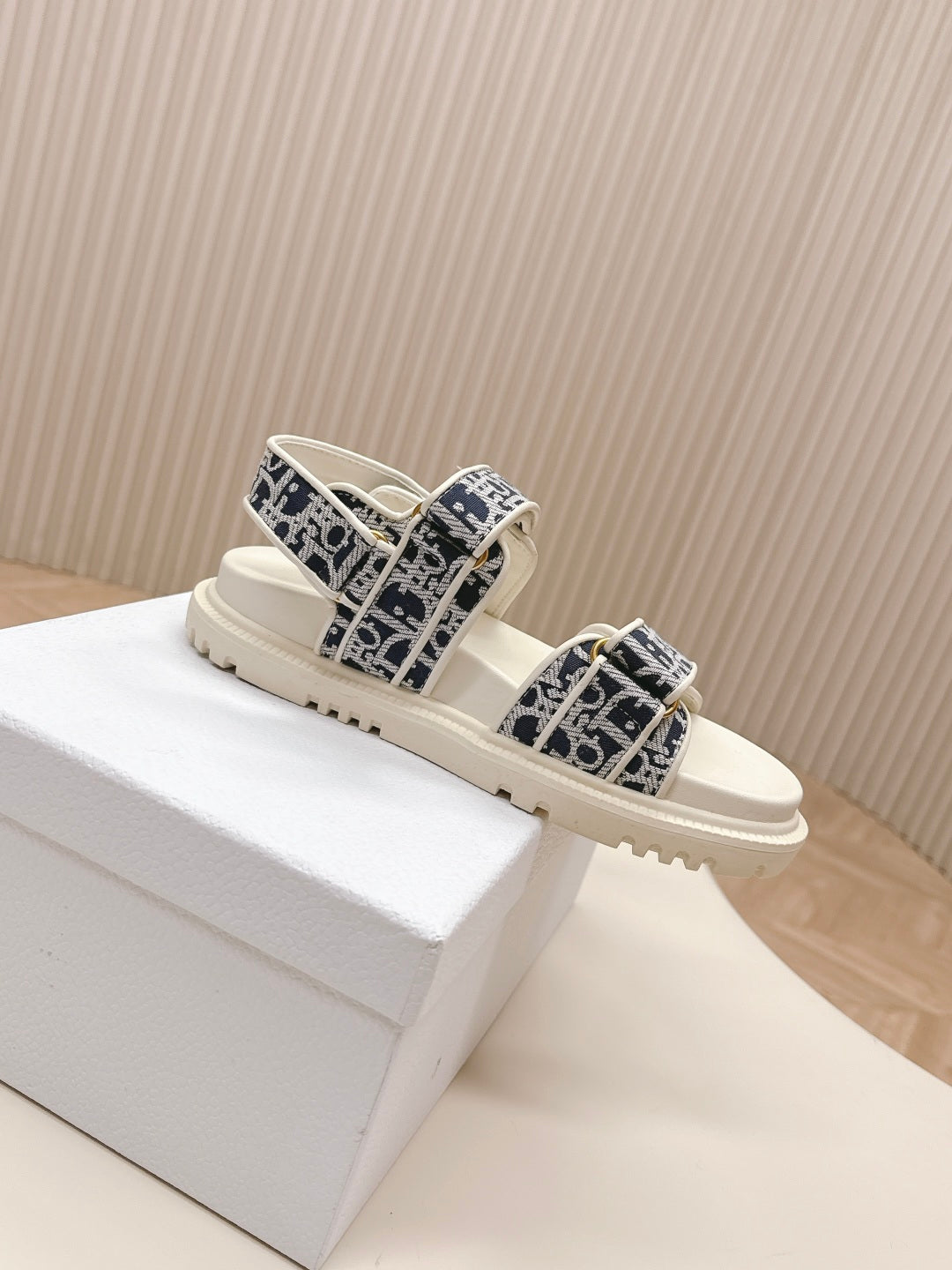 LuxluxHouse Best Quality Women Shoes Dior