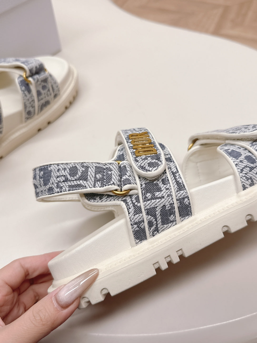 LuxluxHouse Best Quality Women Shoes Dior
