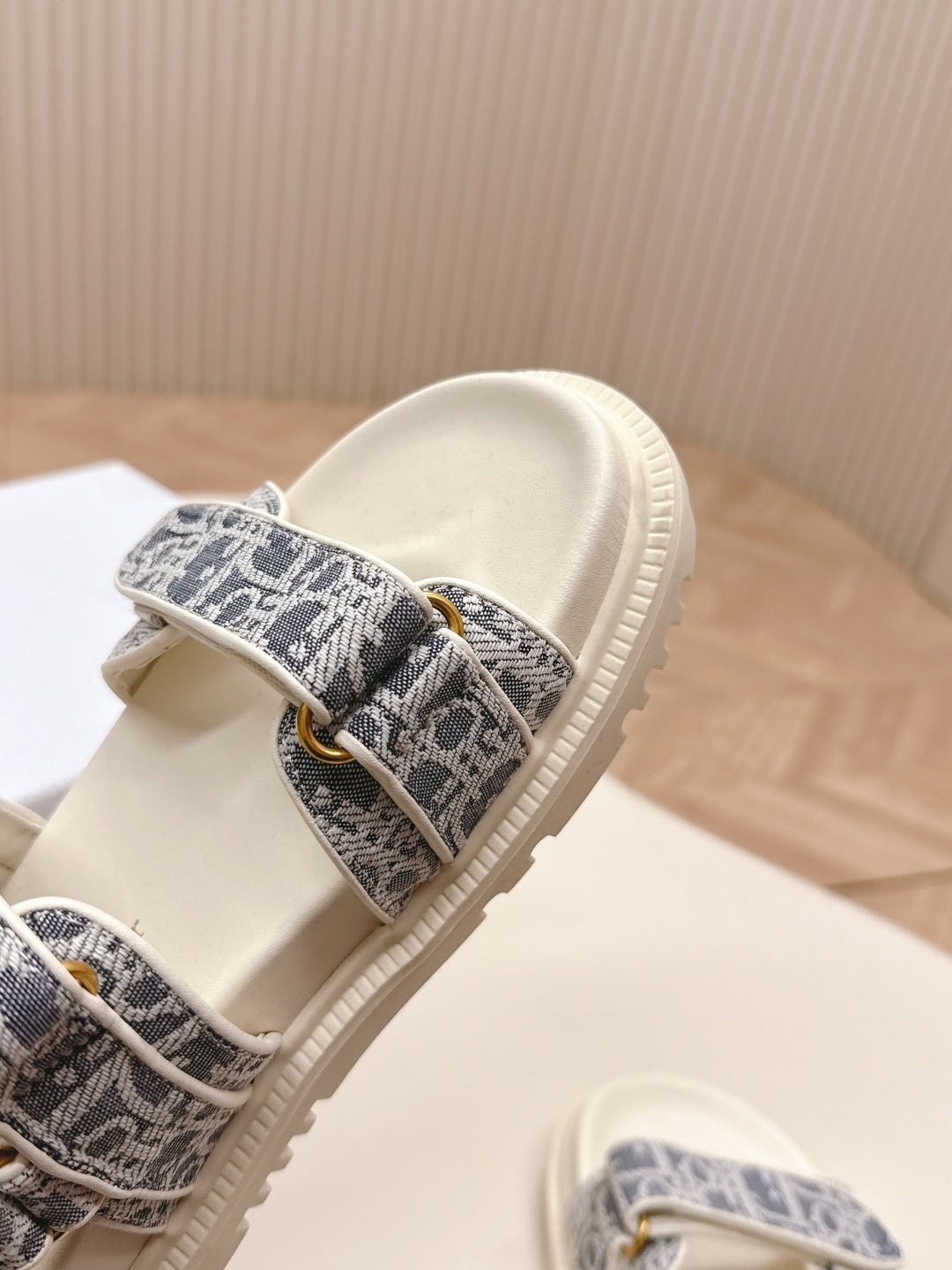 LuxluxHouse Best Quality Women Shoes Dior