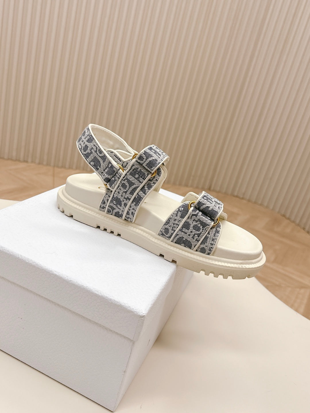 LuxluxHouse Best Quality Women Shoes Dior