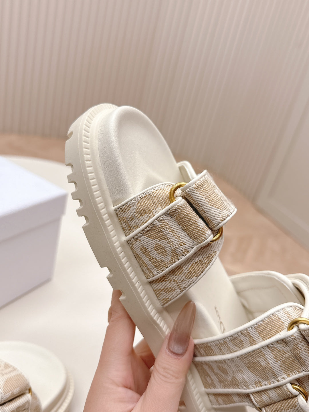 LuxluxHouse Best Quality Women Shoes Dior