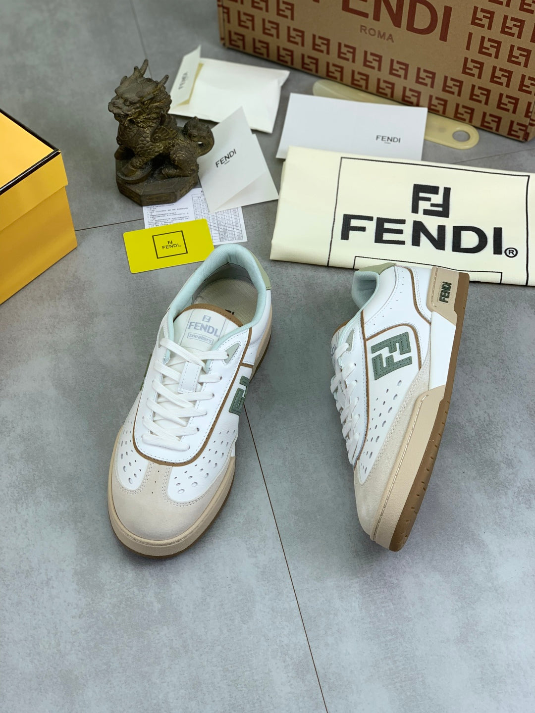 LuxluxHouse Best Quality Shoes Fendi