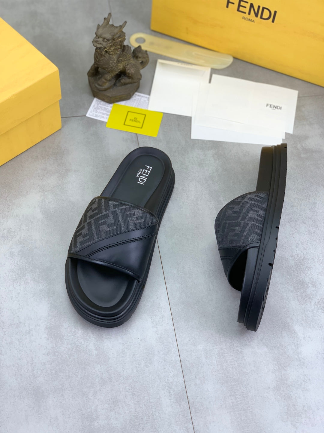 LuxluxHouse Best Quality Sandals Fendi