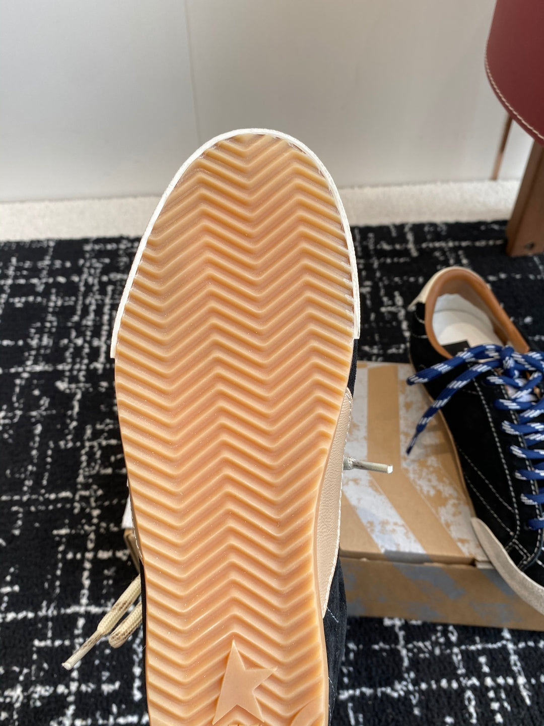 LuxluxHouse Best Quality Shoes Golden Goose