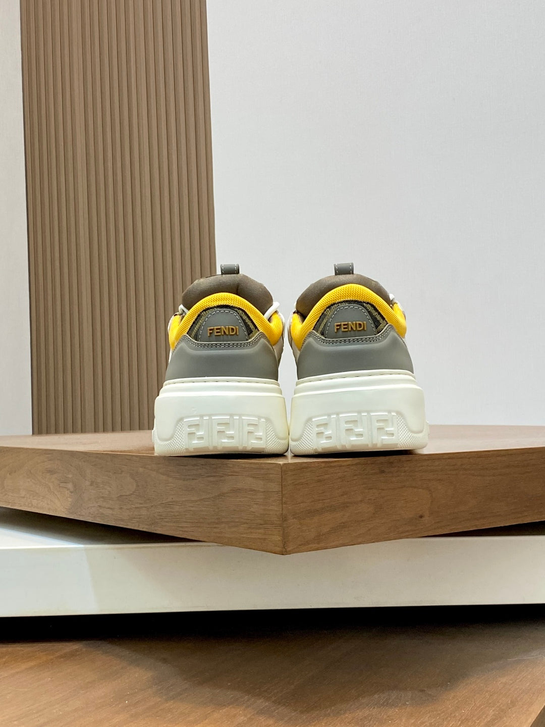 LuxluxHouse Best Quality Shoes Fendi