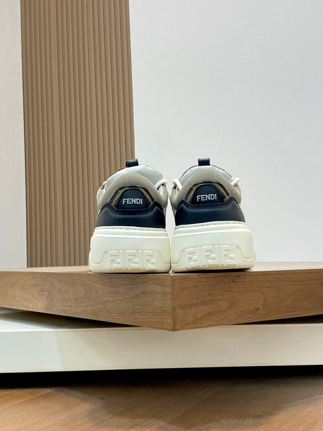 LuxluxHouse Best Quality Shoes Fendi