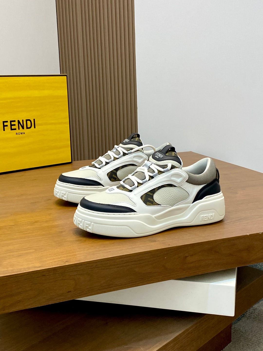 LuxluxHouse Best Quality Shoes Fendi