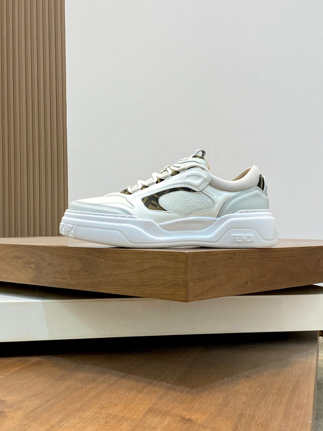 LuxluxHouse Best Quality Shoes Fendi