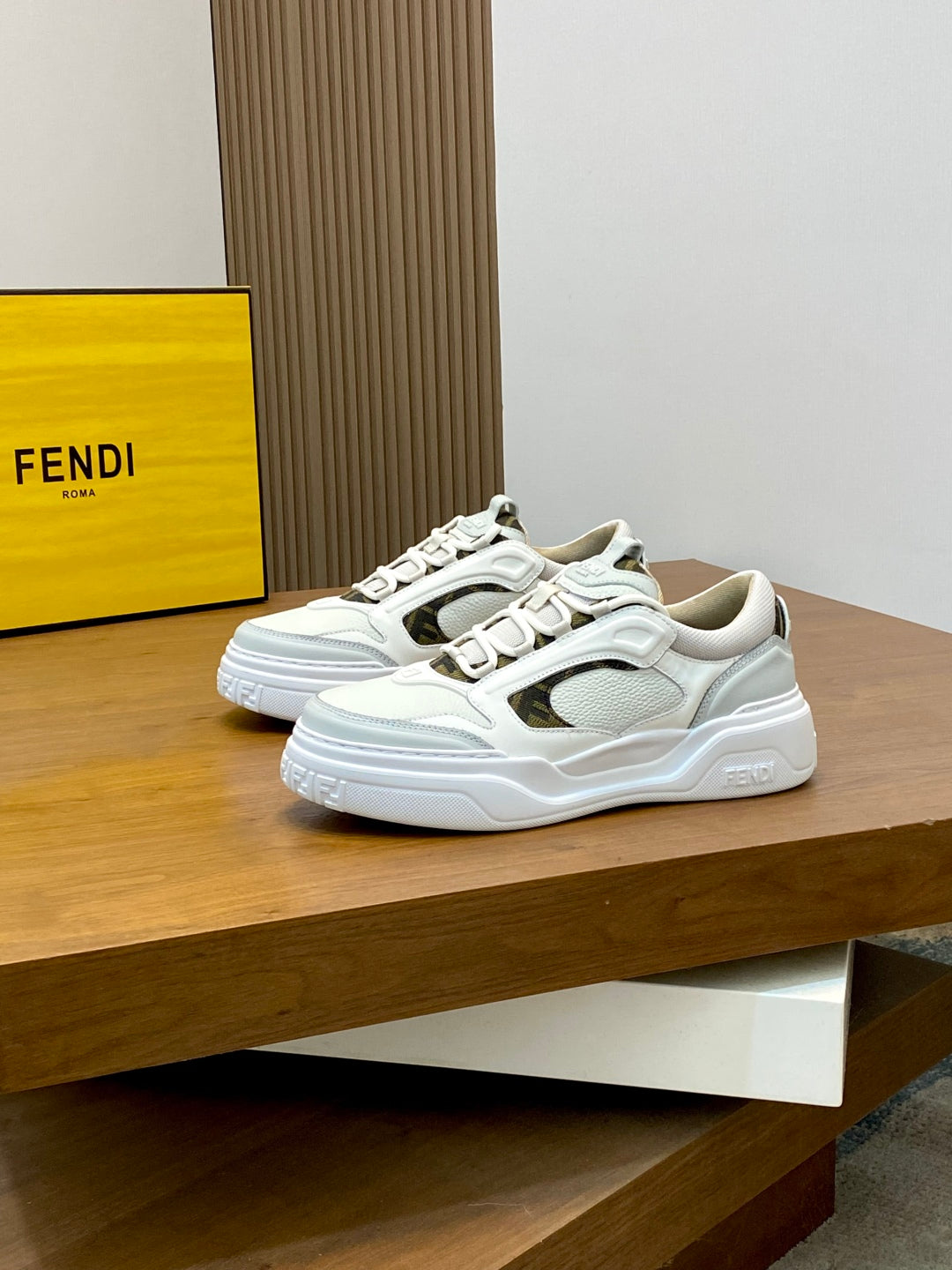LuxluxHouse Best Quality Shoes Fendi
