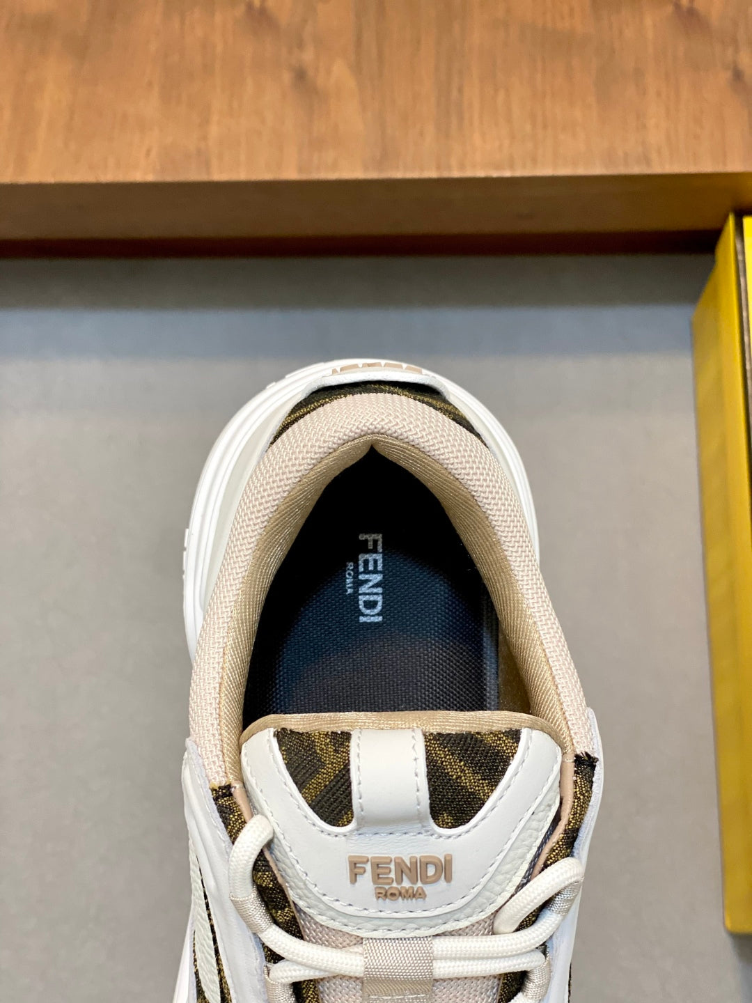 LuxluxHouse Best Quality Shoes Fendi