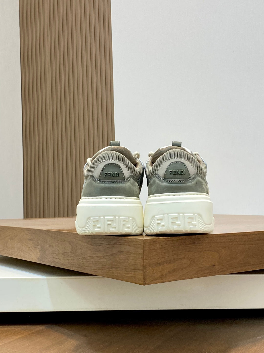 LuxluxHouse Best Quality Shoes Fendi