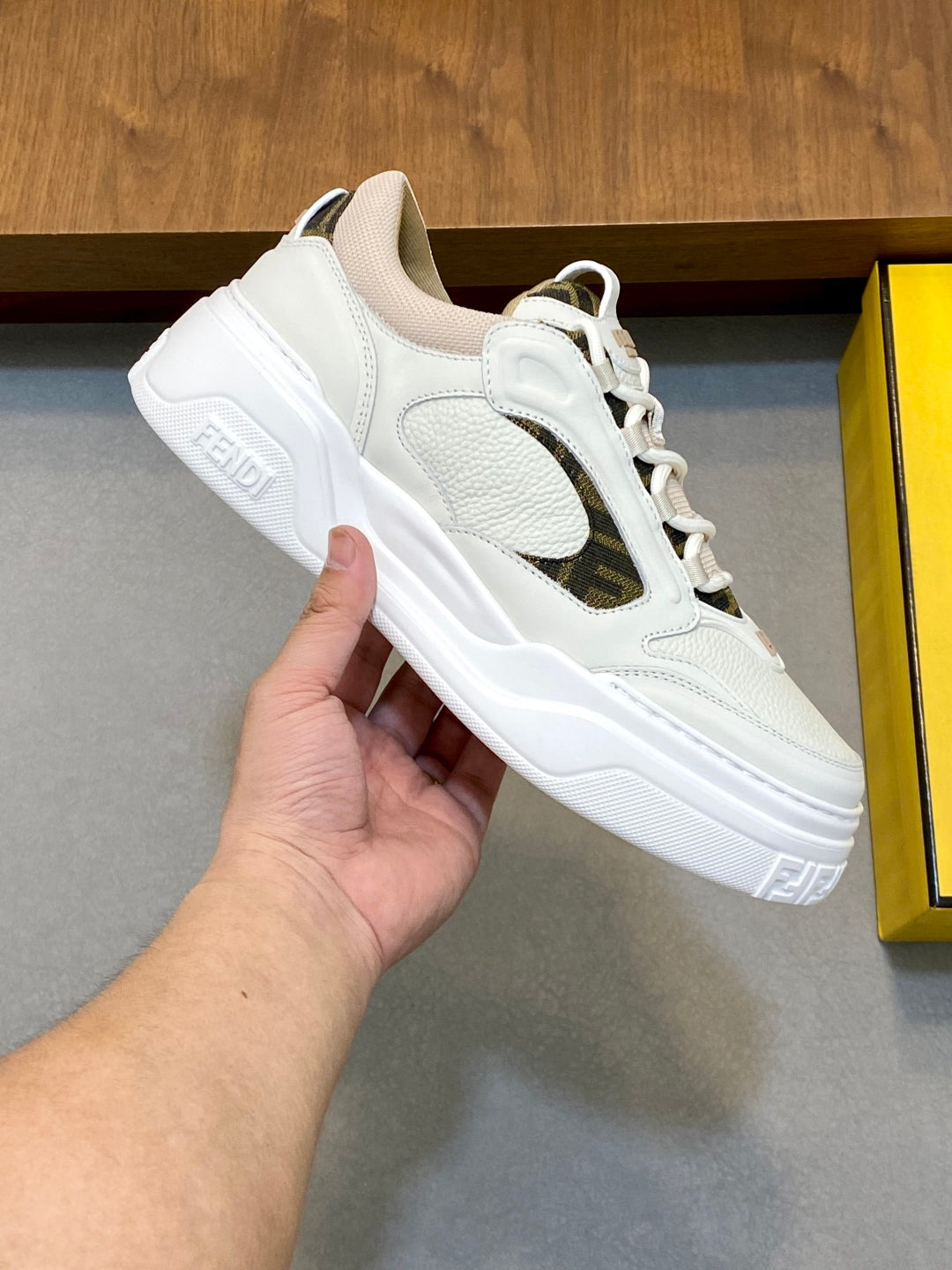 LuxluxHouse Best Quality Shoes Fendi