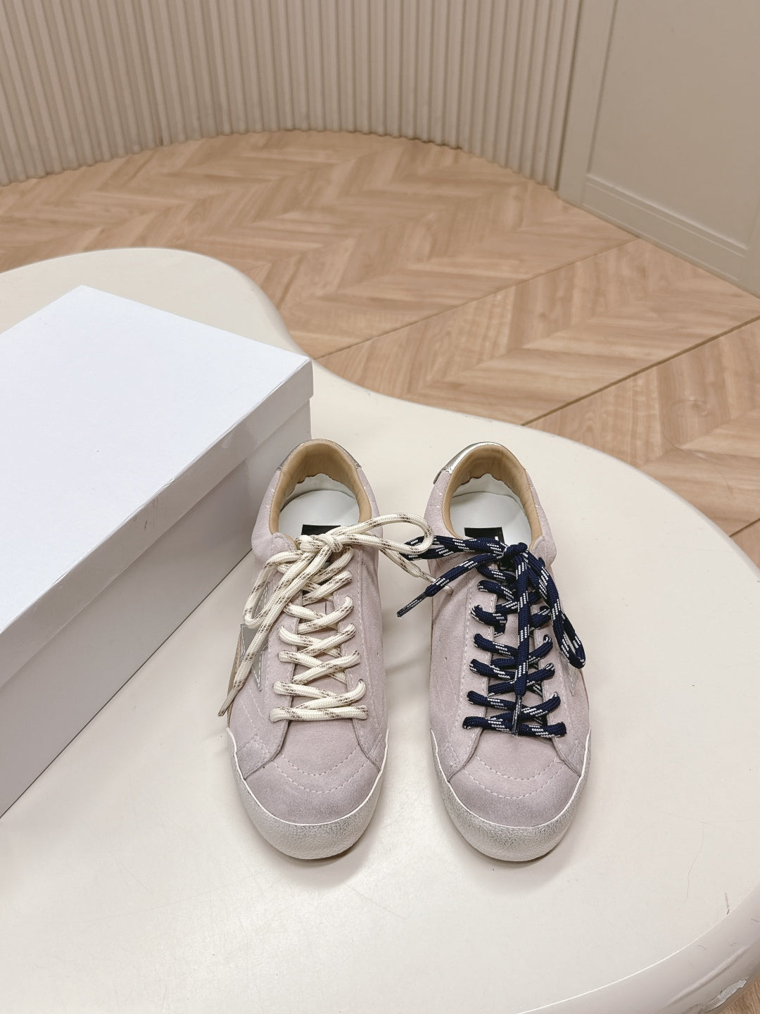 LuxluxHouse Best Quality Shoes Golden Goose