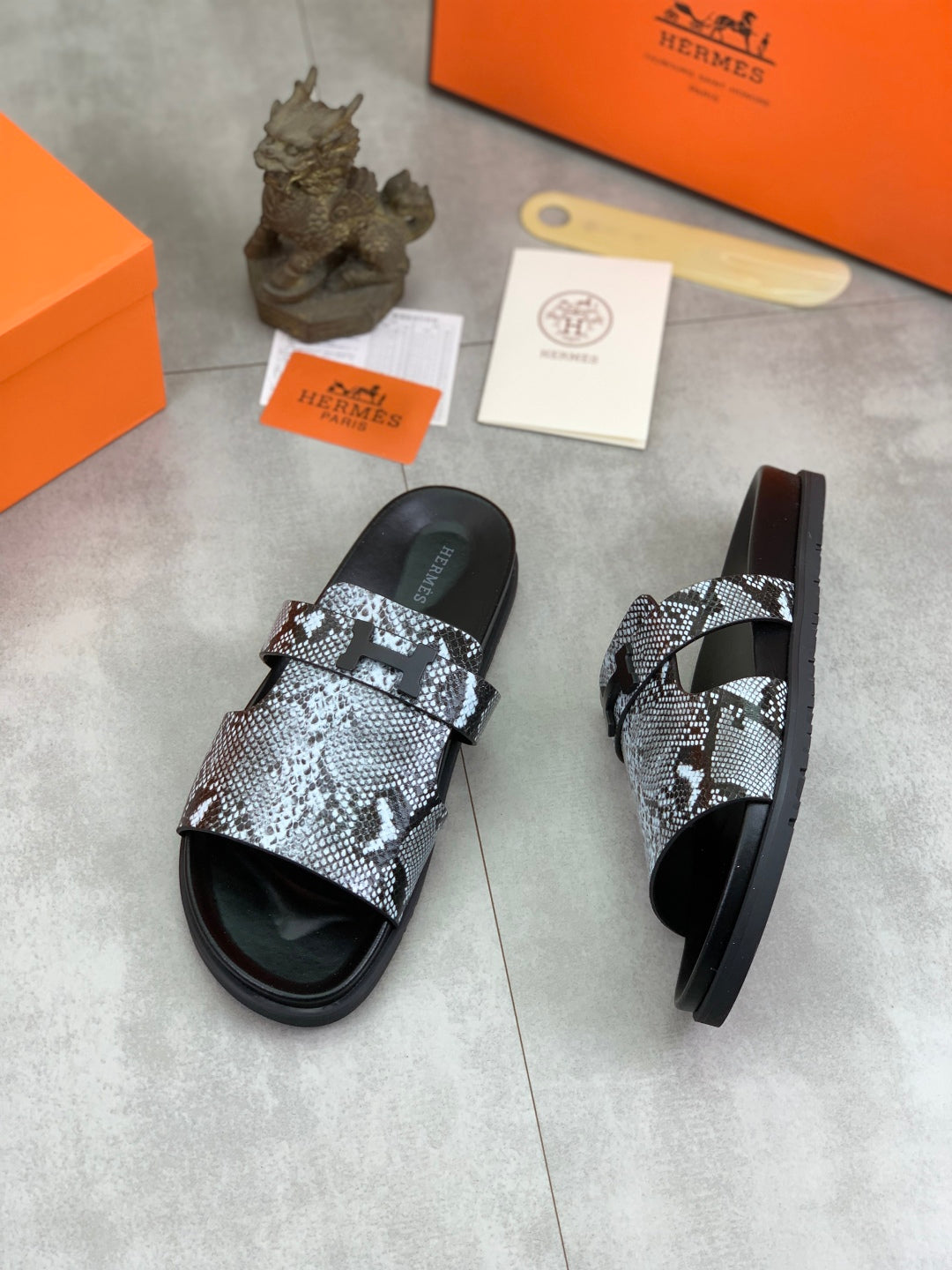 LuxluxHouse Best Quality Sandals Hermes