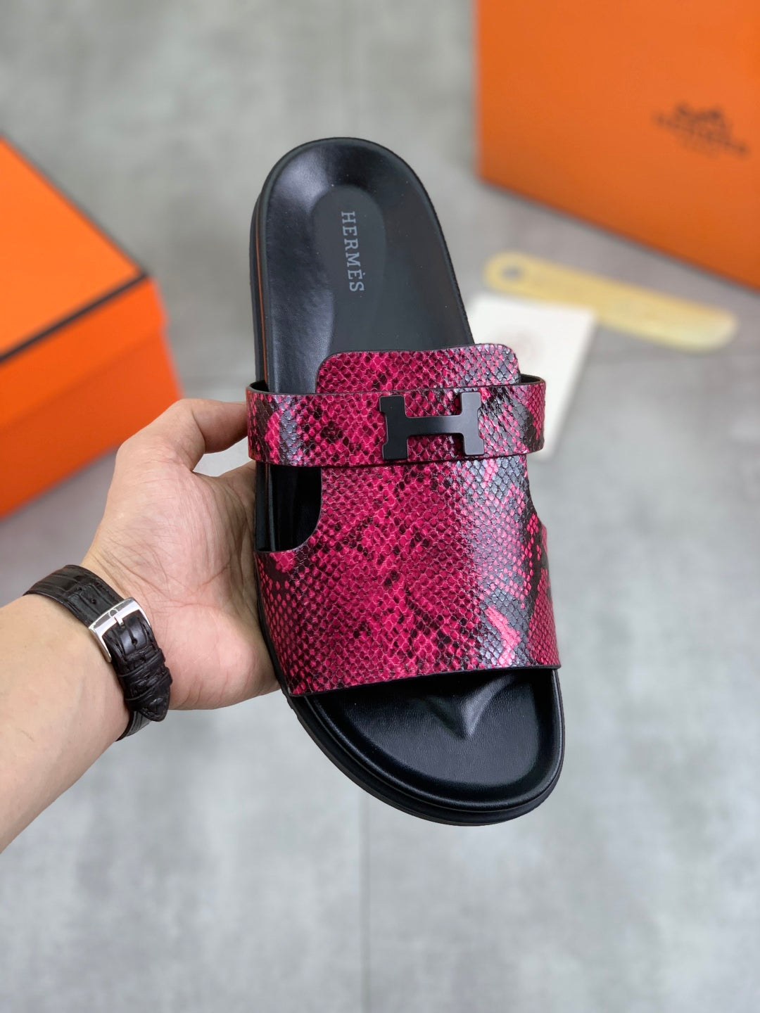 LuxluxHouse Best Quality Sandals Hermes