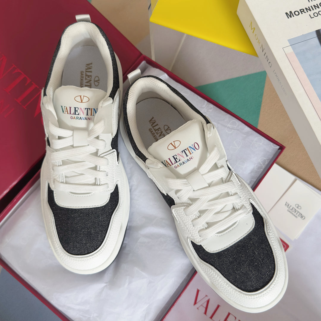 LuxluxHouse Best Quality Valentino Women Shoes