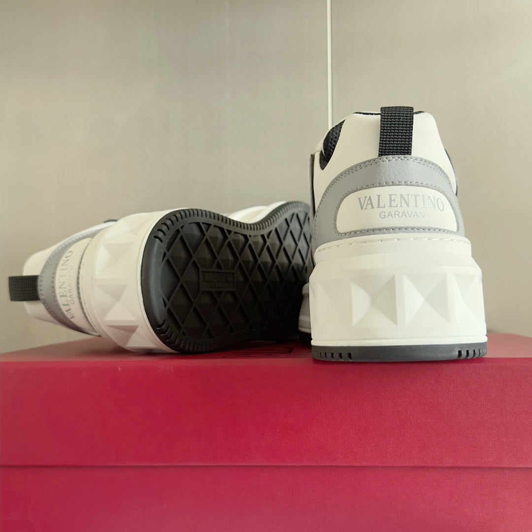 LuxluxHouse Best Quality Valentino Women Shoes