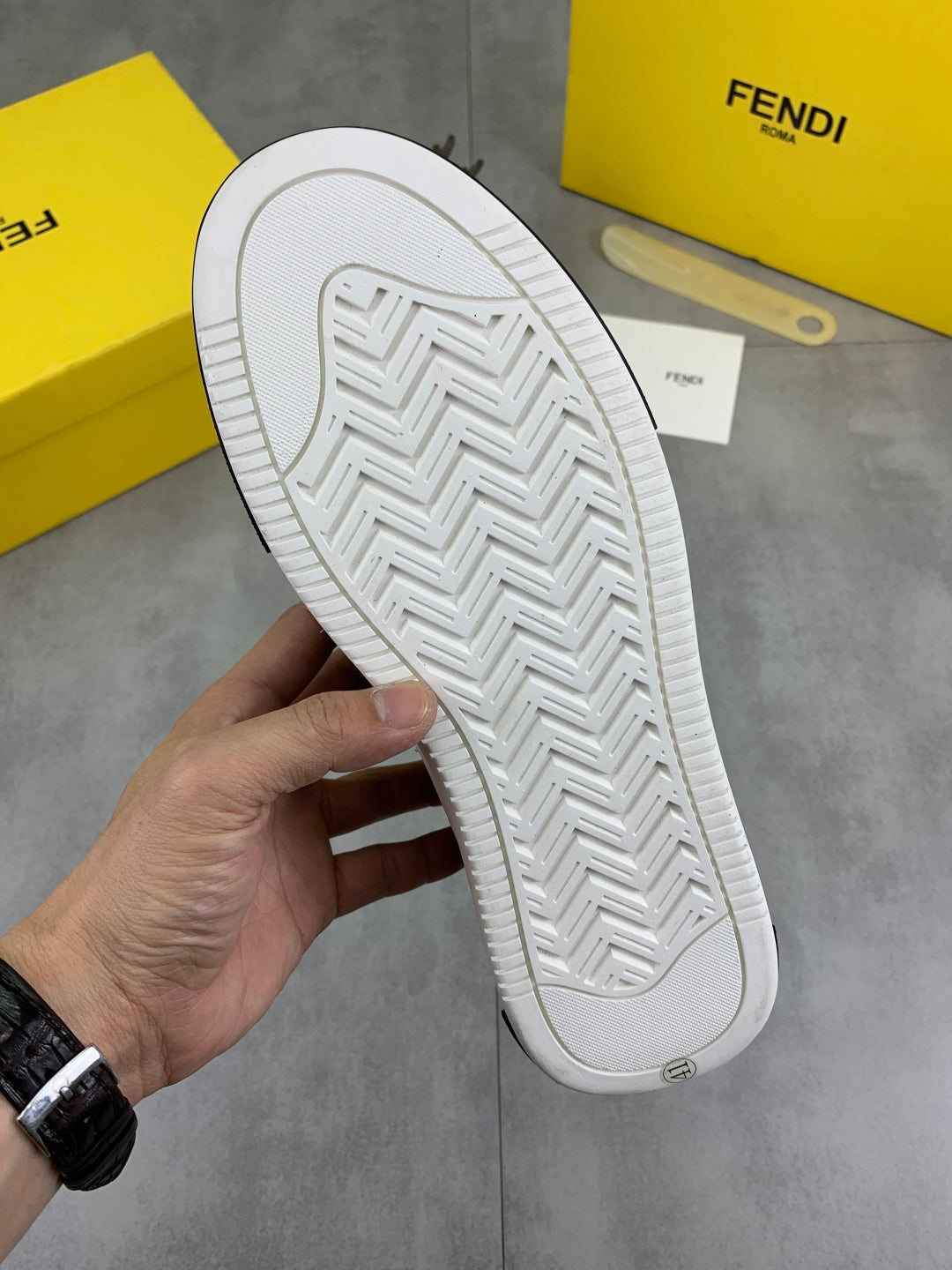 LuxluxHouse Best Quality Shoes Fendi