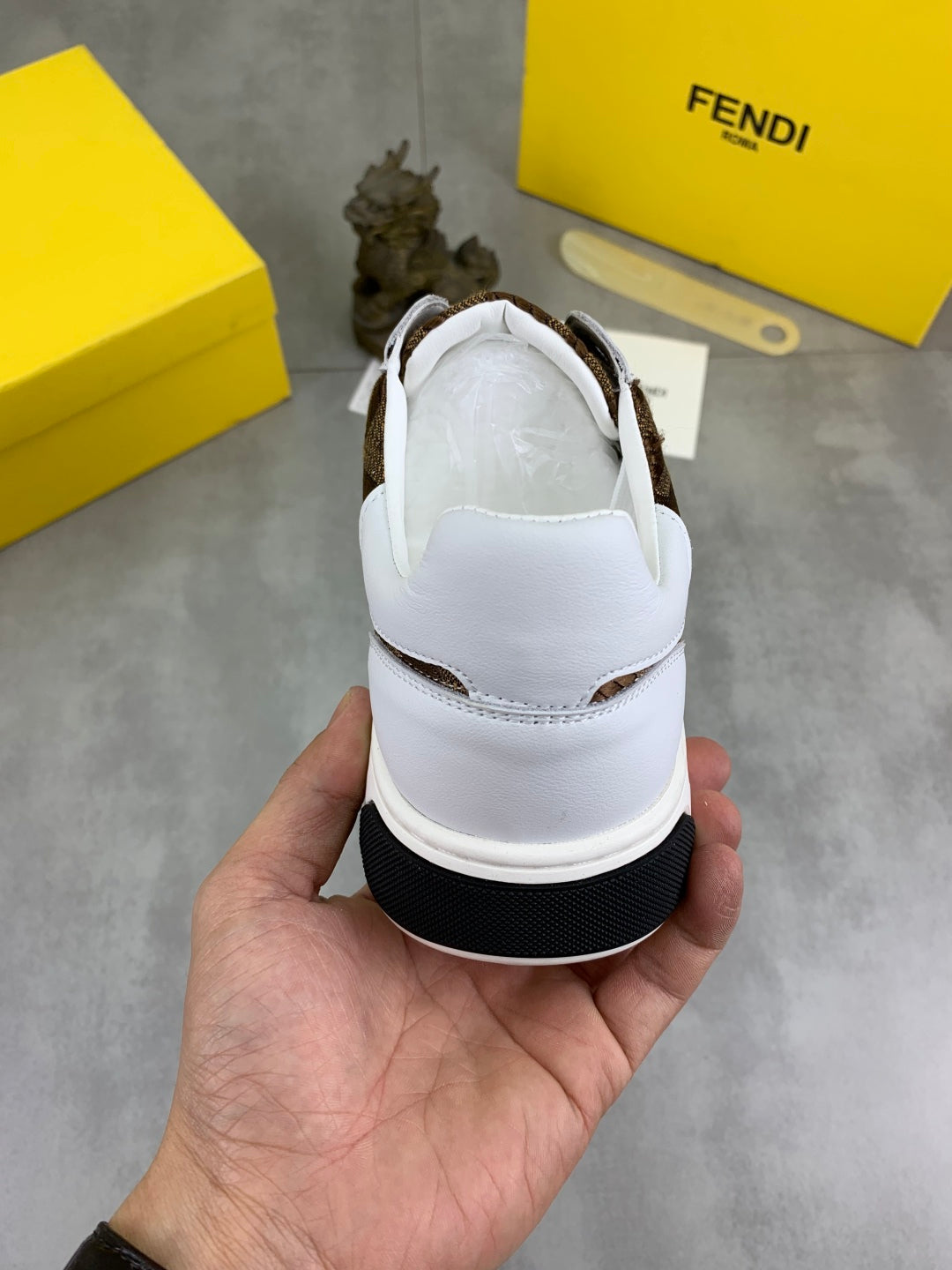 LuxluxHouse Best Quality Shoes Fendi