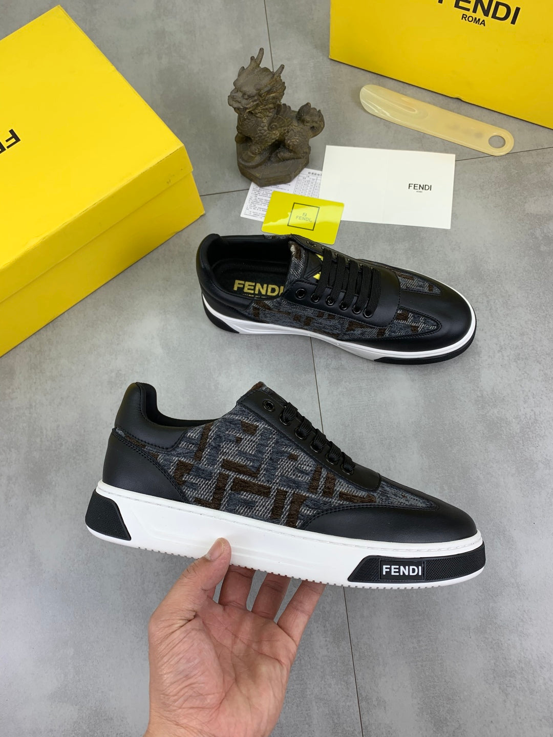 LuxluxHouse Best Quality Shoes Fendi