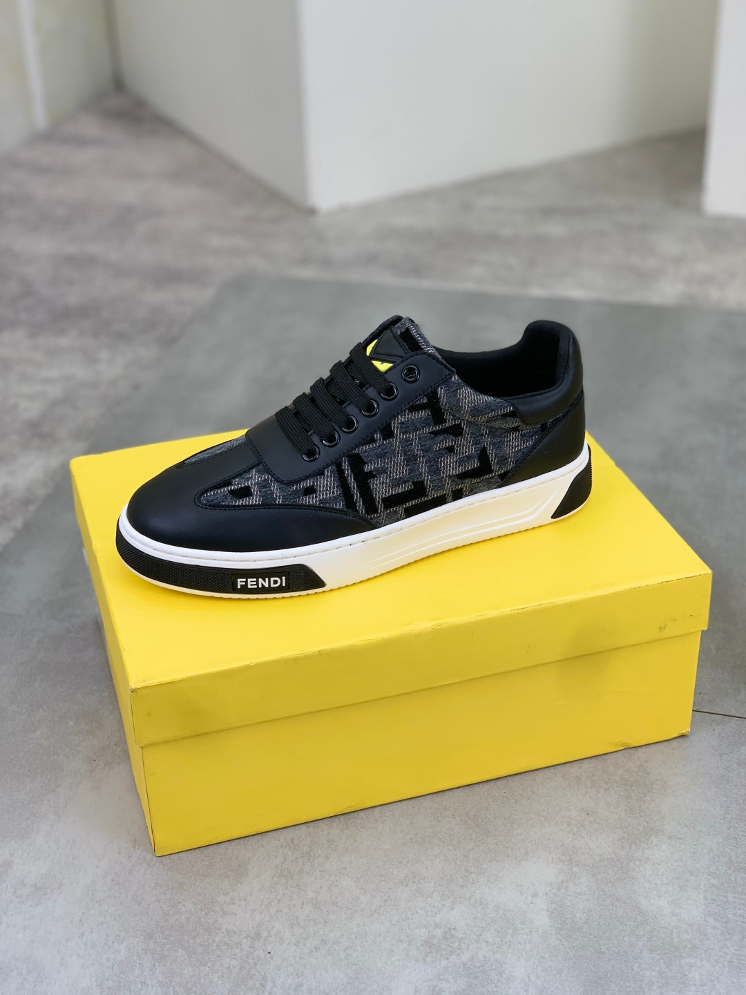 LuxluxHouse Best Quality Shoes Fendi