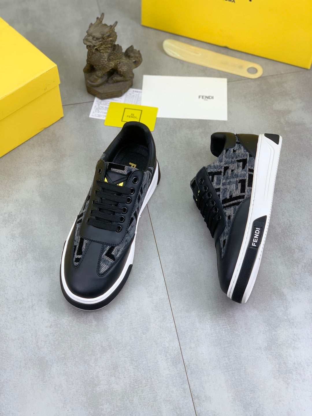 LuxluxHouse Best Quality Shoes Fendi