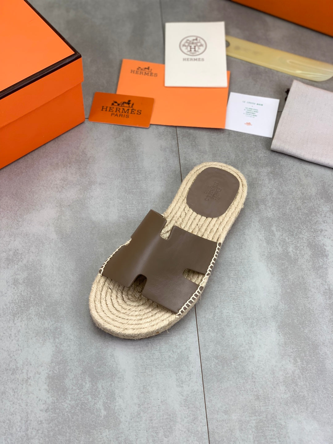 LuxluxHouse Best Quality Sandals Hermes
