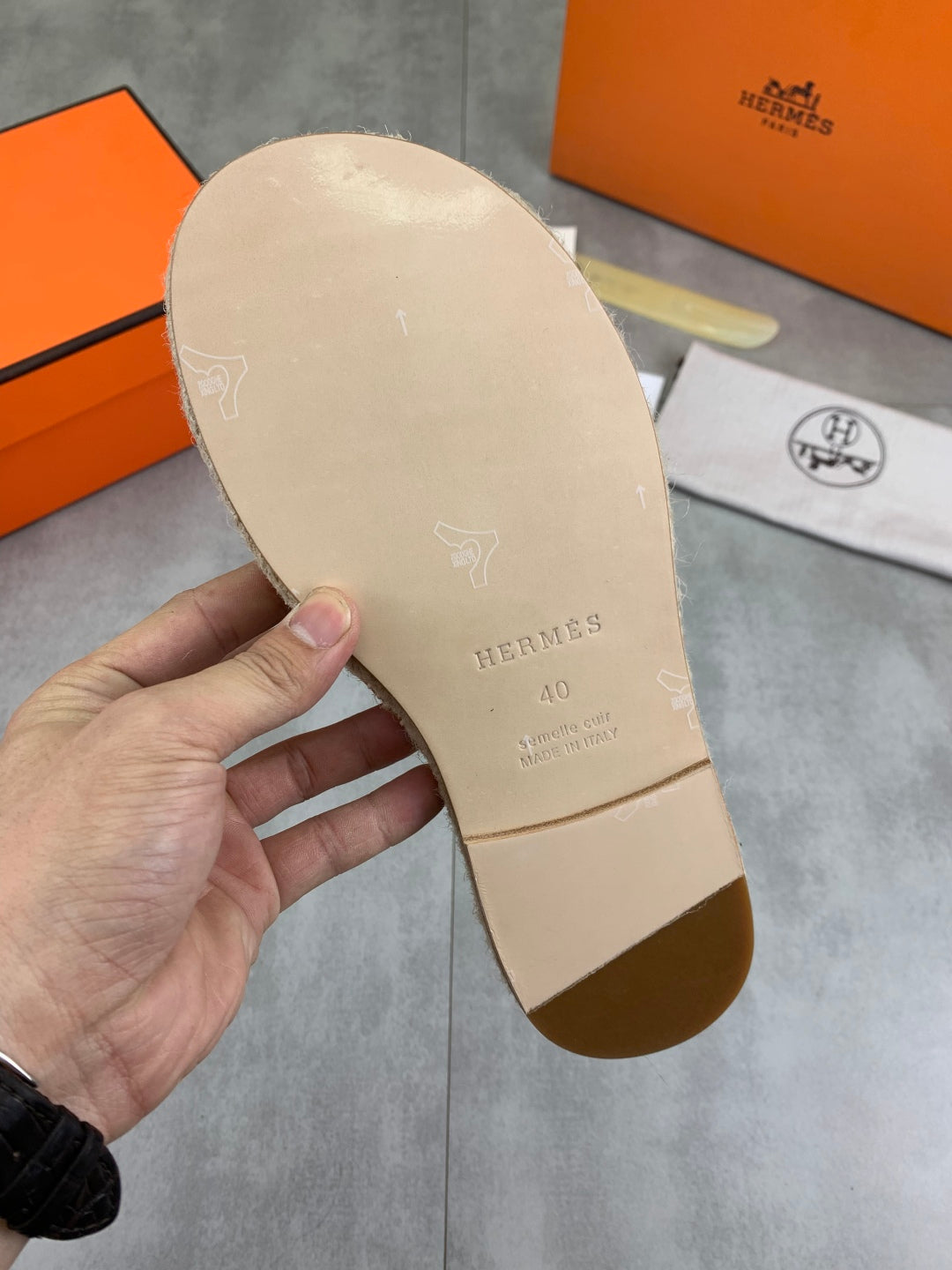 LuxluxHouse Best Quality Sandals Hermes