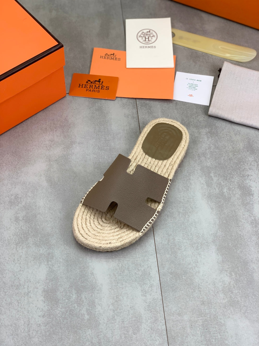 LuxluxHouse Best Quality Sandals Hermes