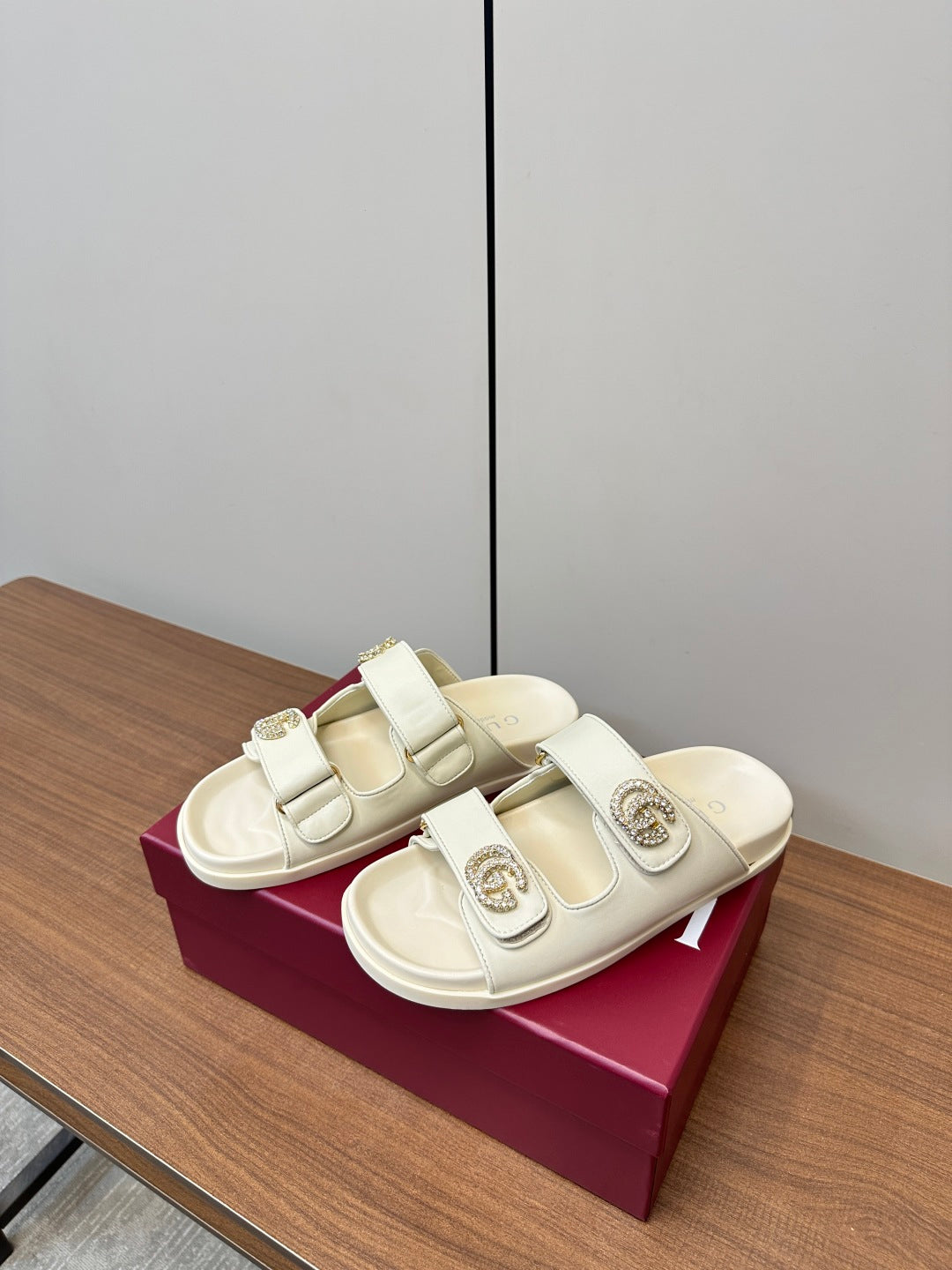 LuxluxHouse Best Quality Gucci Women Shoes
