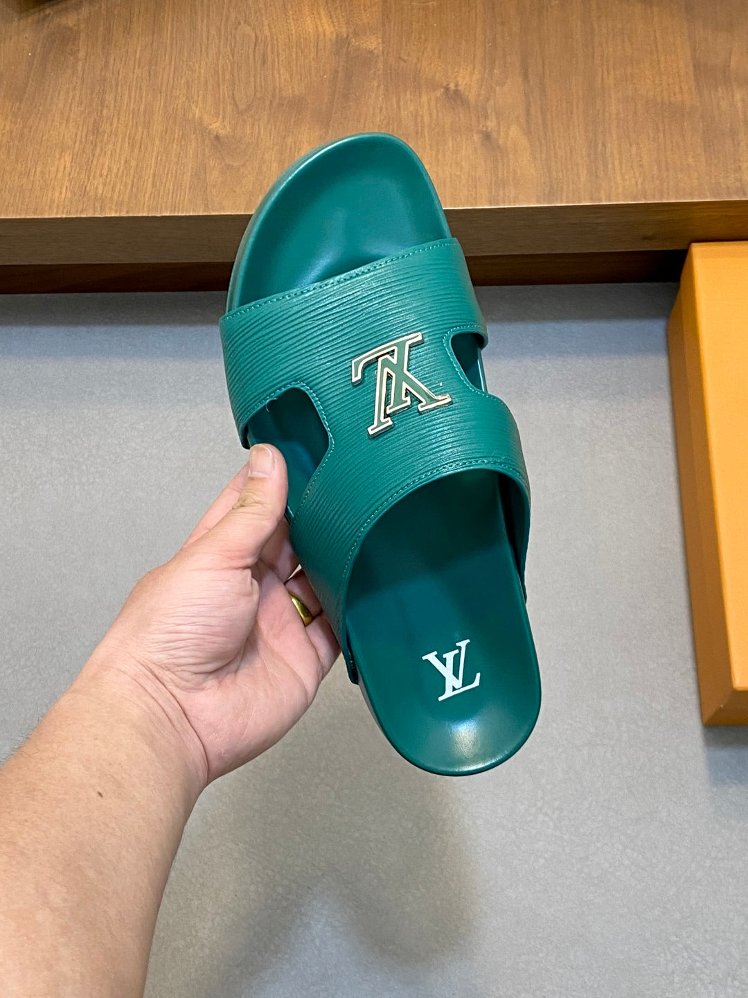 LuxluxHouse Best Quality Sandals Louis Vuitton