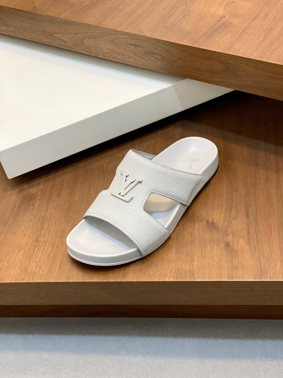 LuxluxHouse Best Quality Sandals Louis Vuitton