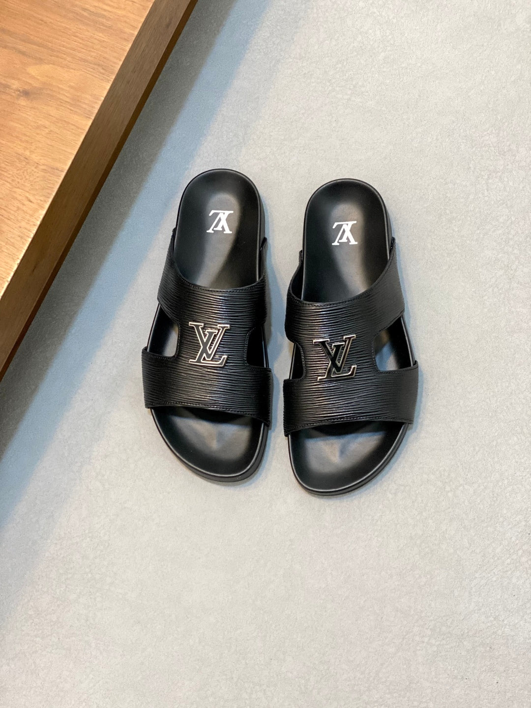 LuxluxHouse Best Quality Sandals Louis Vuitton