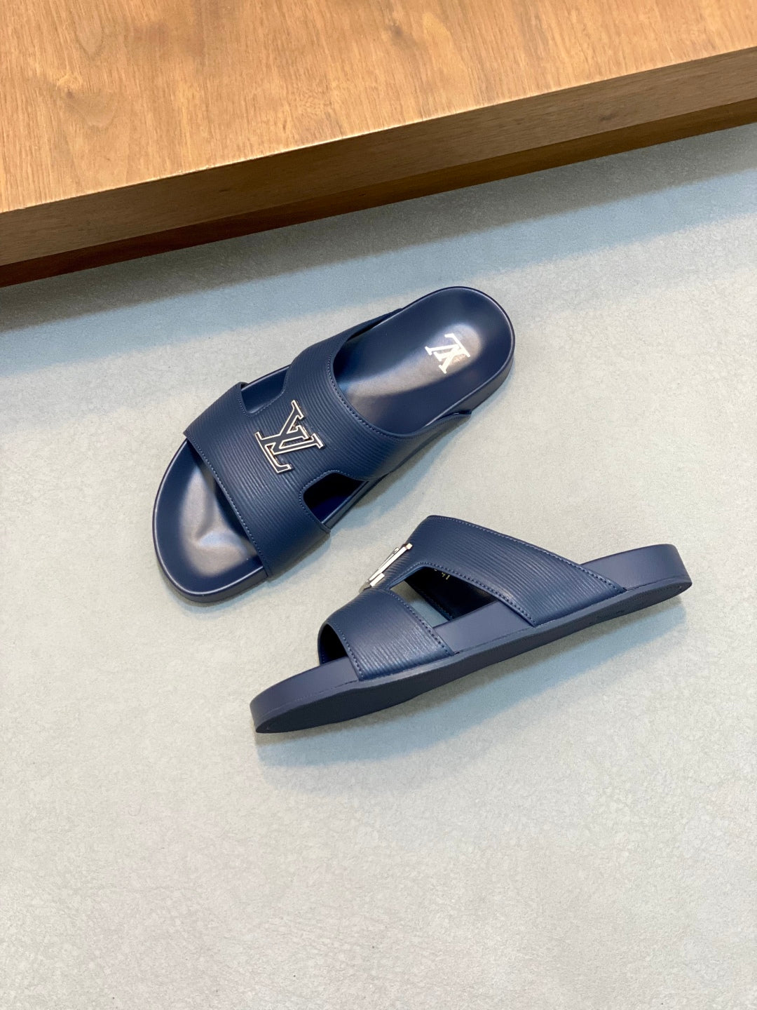 LuxluxHouse Best Quality Sandals Louis Vuitton