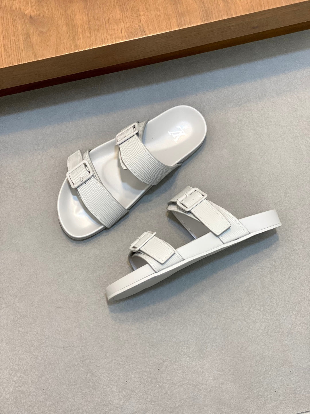 LuxluxHouse Best Quality Sandals Louis Vuitton