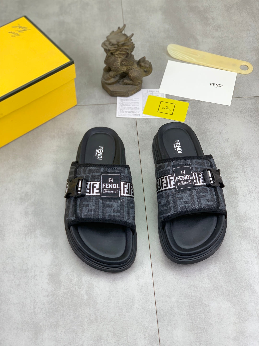 LuxluxHouse Best Quality Sandals Fendi