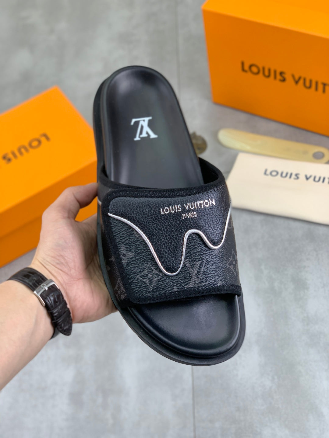 LuxluxHouse Best Quality Sandals Louis Vuitton