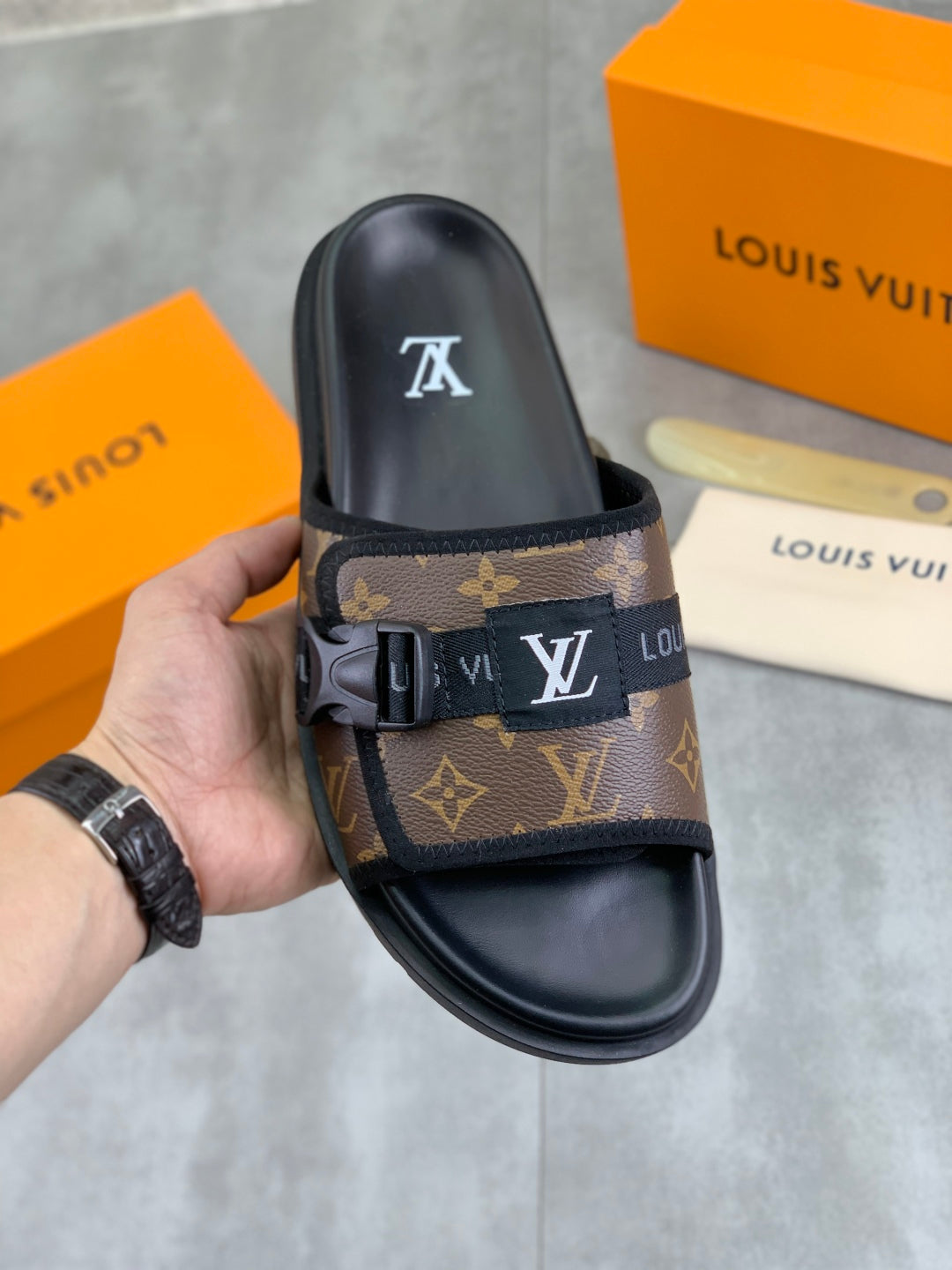 LuxluxHouse Best Quality Sandals Louis Vuitton
