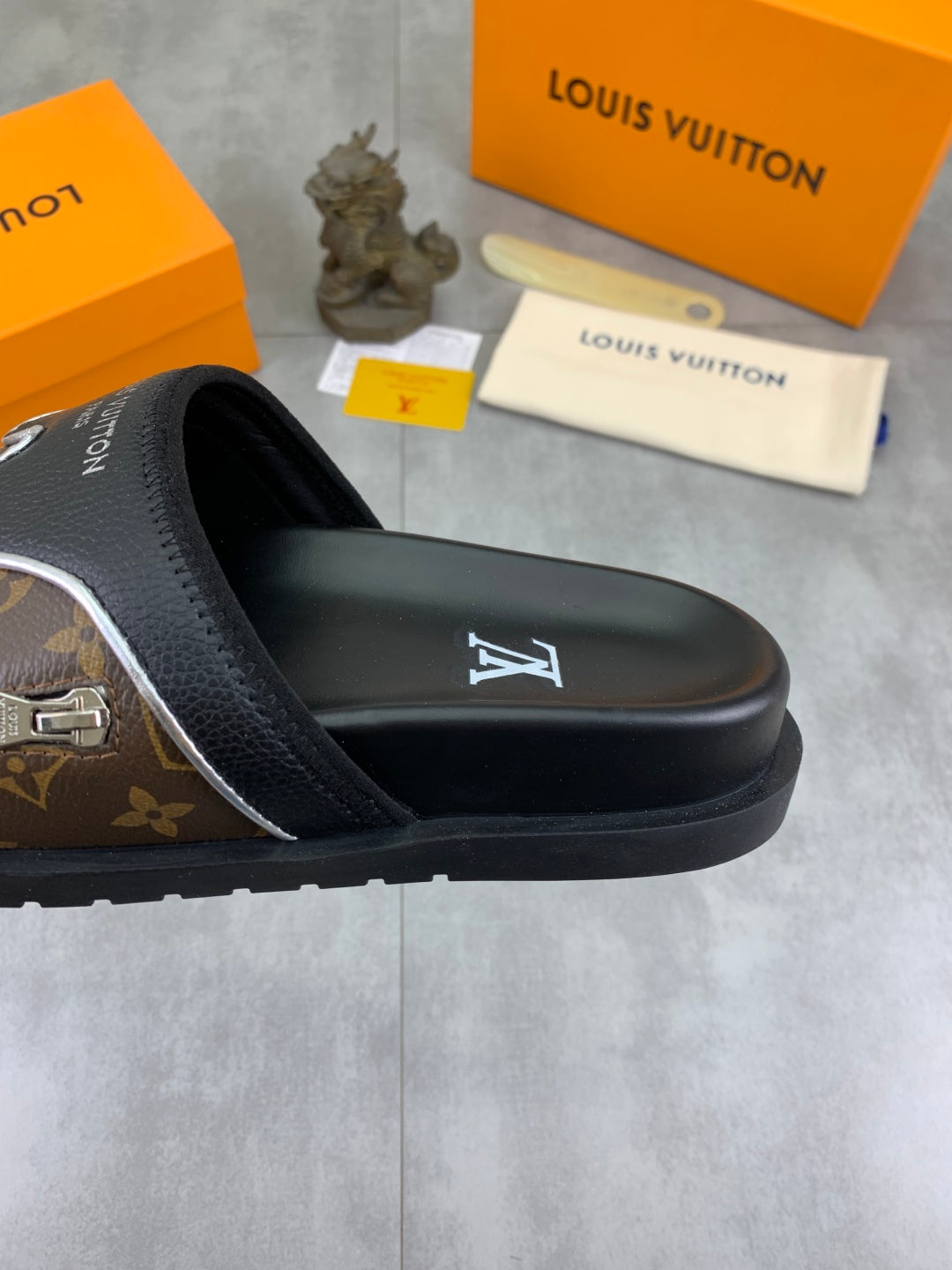 LuxluxHouse Best Quality Sandals Louis Vuitton
