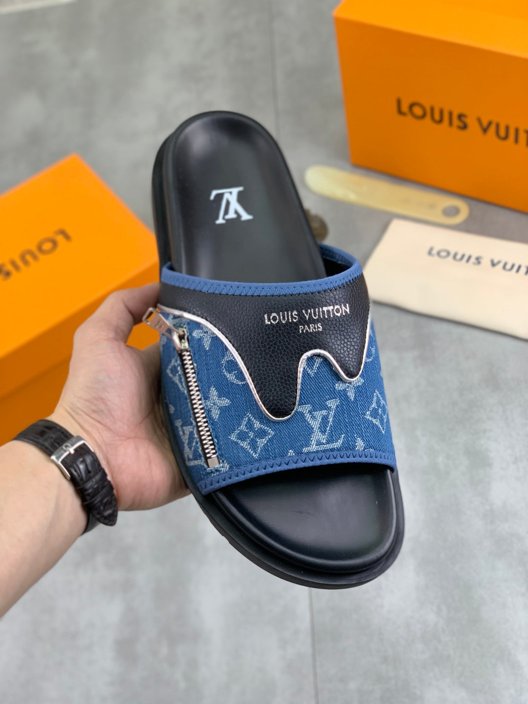 LuxluxHouse Best Quality Sandals Louis Vuitton