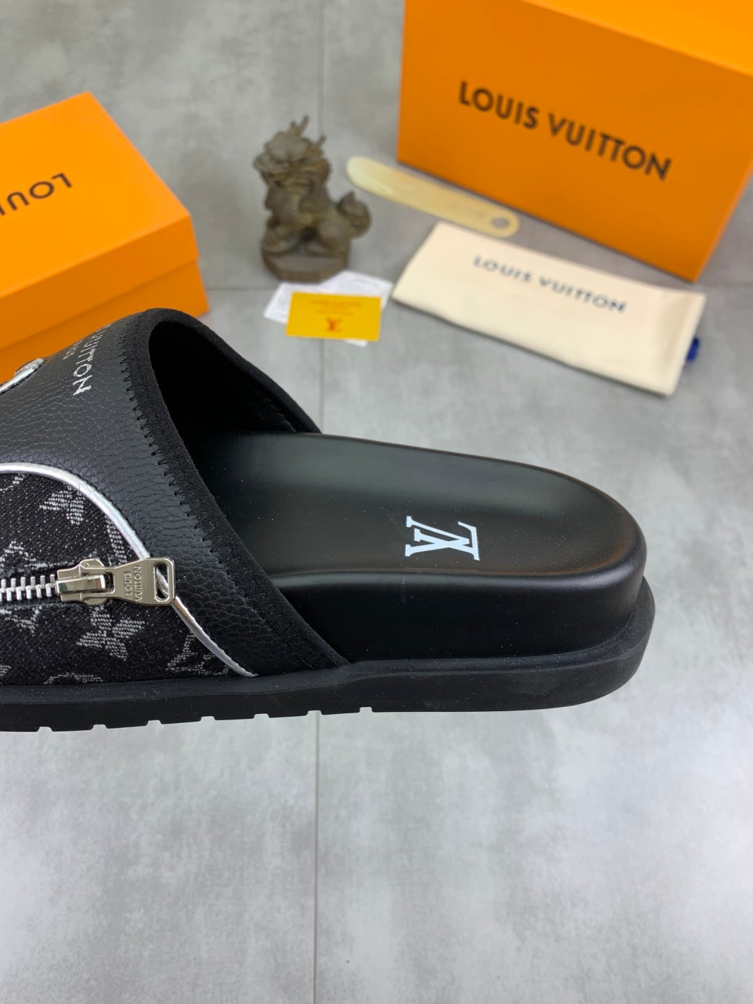 LuxluxHouse Best Quality Sandals Louis Vuitton