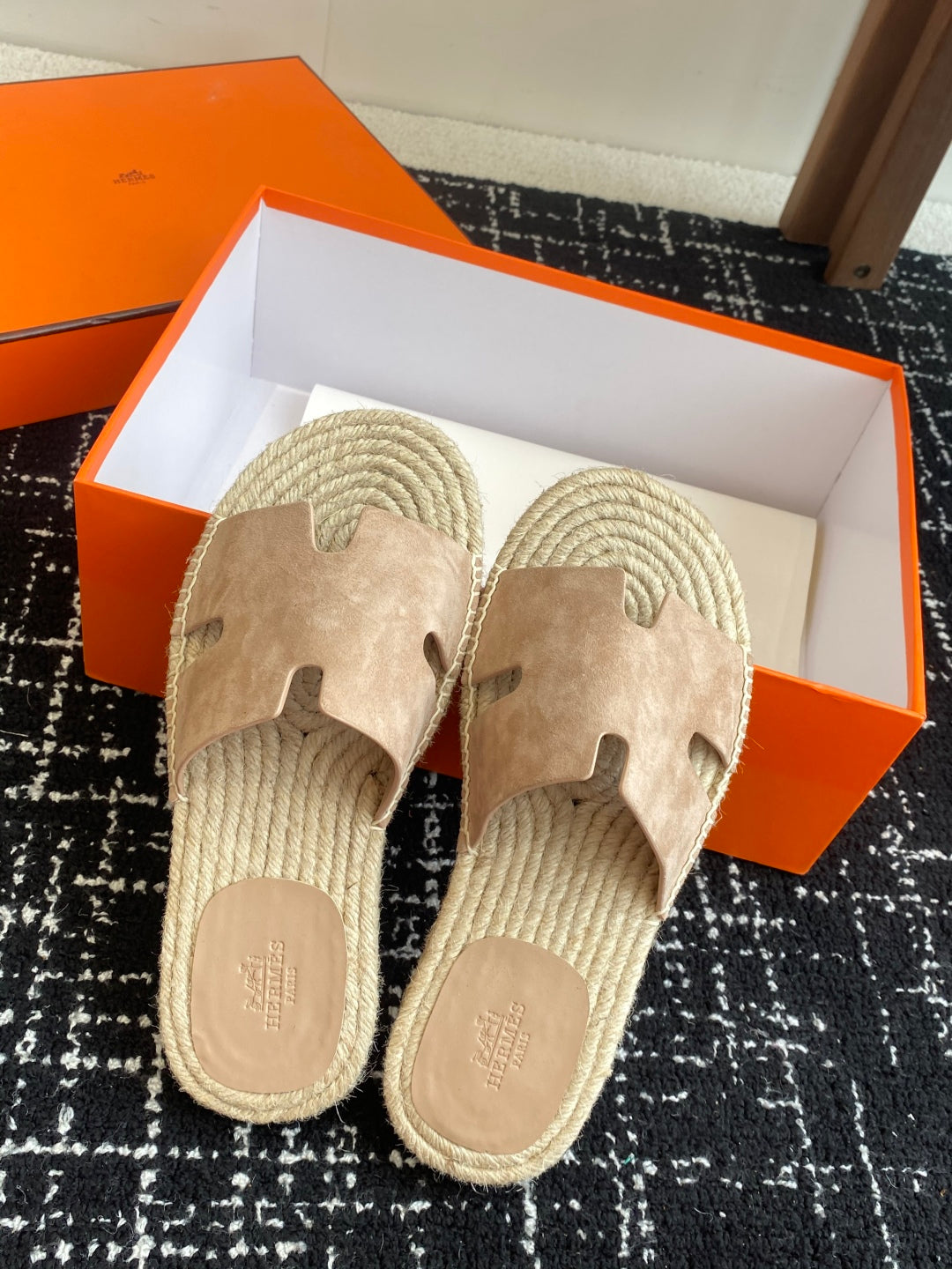 LuxluxHouse Best Quality Sandals Hermes