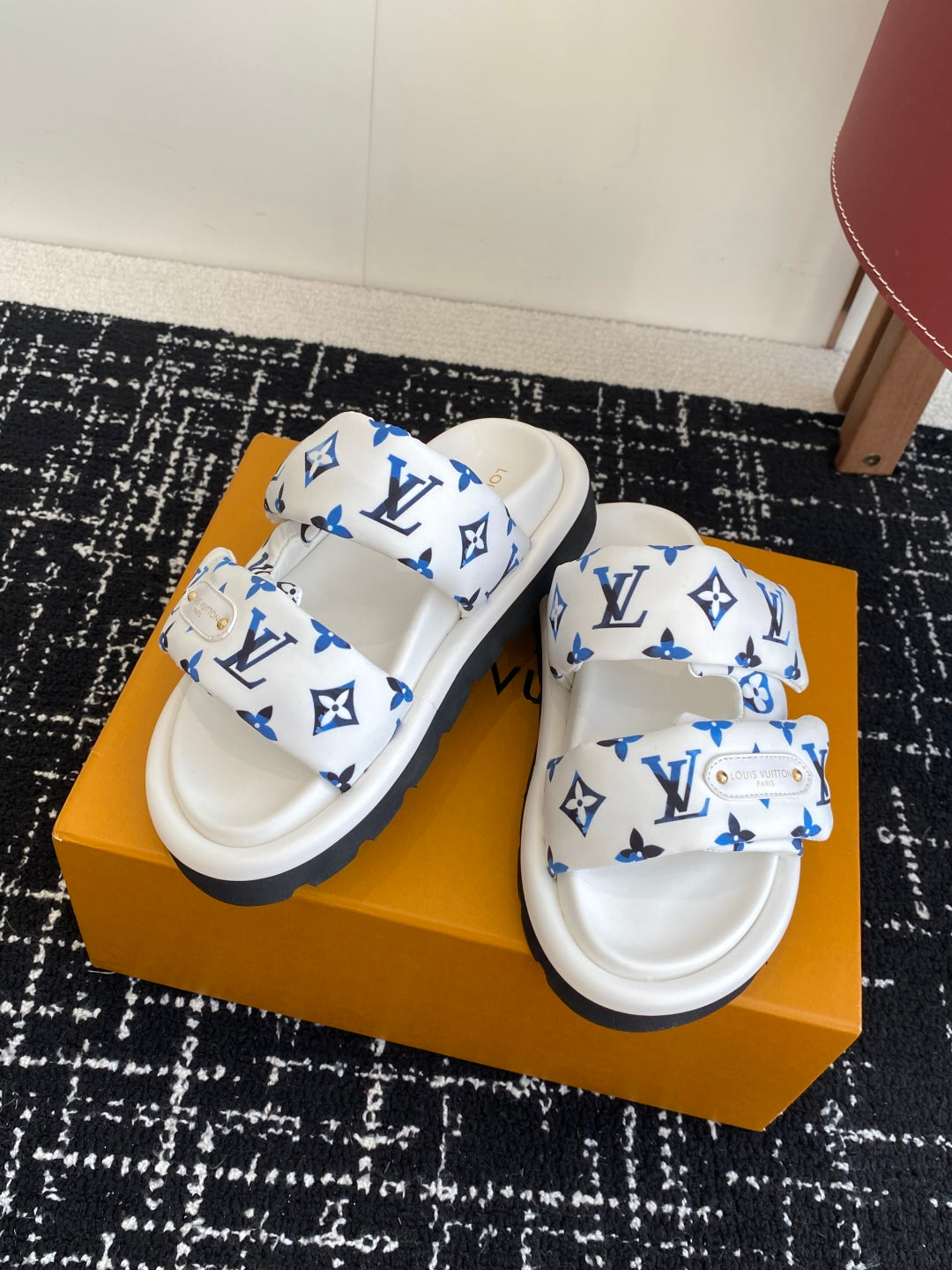 LuxluxHouse Best Quality Sandals Louis Vuitton