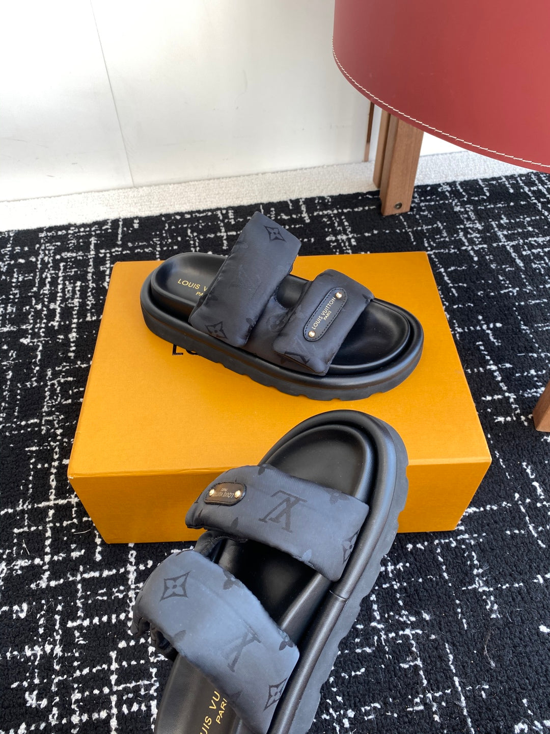 LuxluxHouse Best Quality Sandals Louis Vuitton