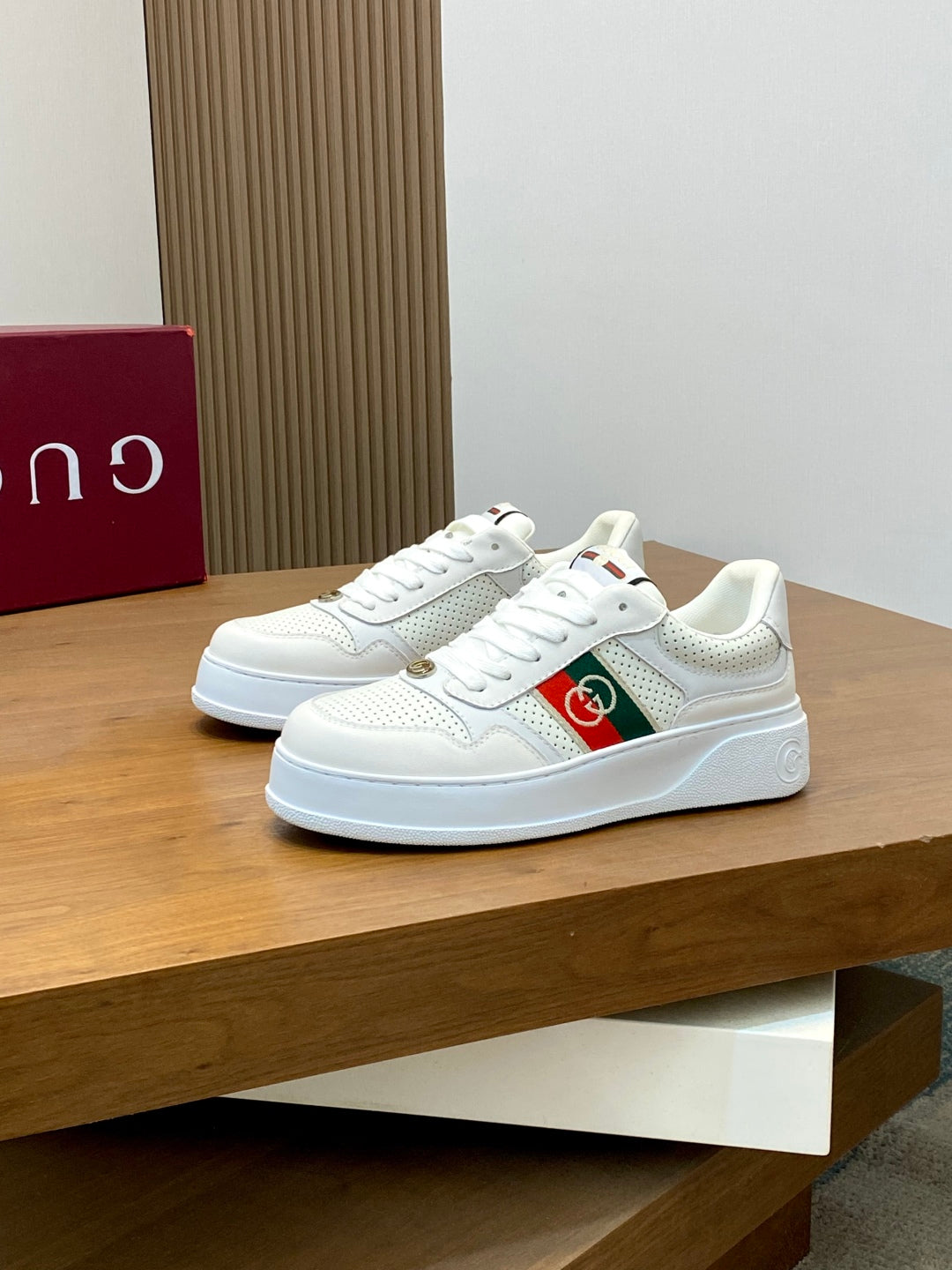 LuxluxHouse Best Quality Shoes Gucci