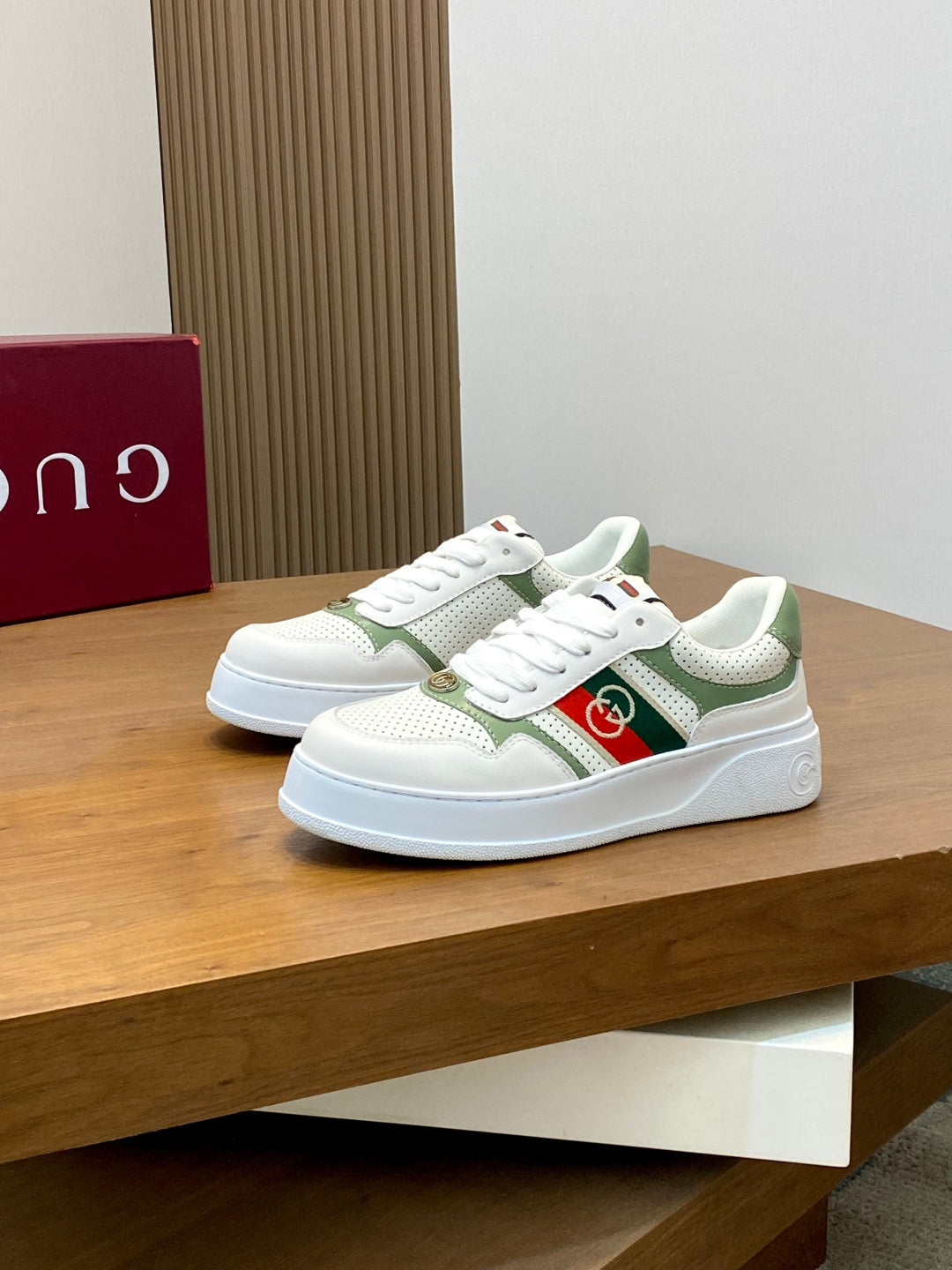 LuxluxHouse Best Quality Shoes Gucci