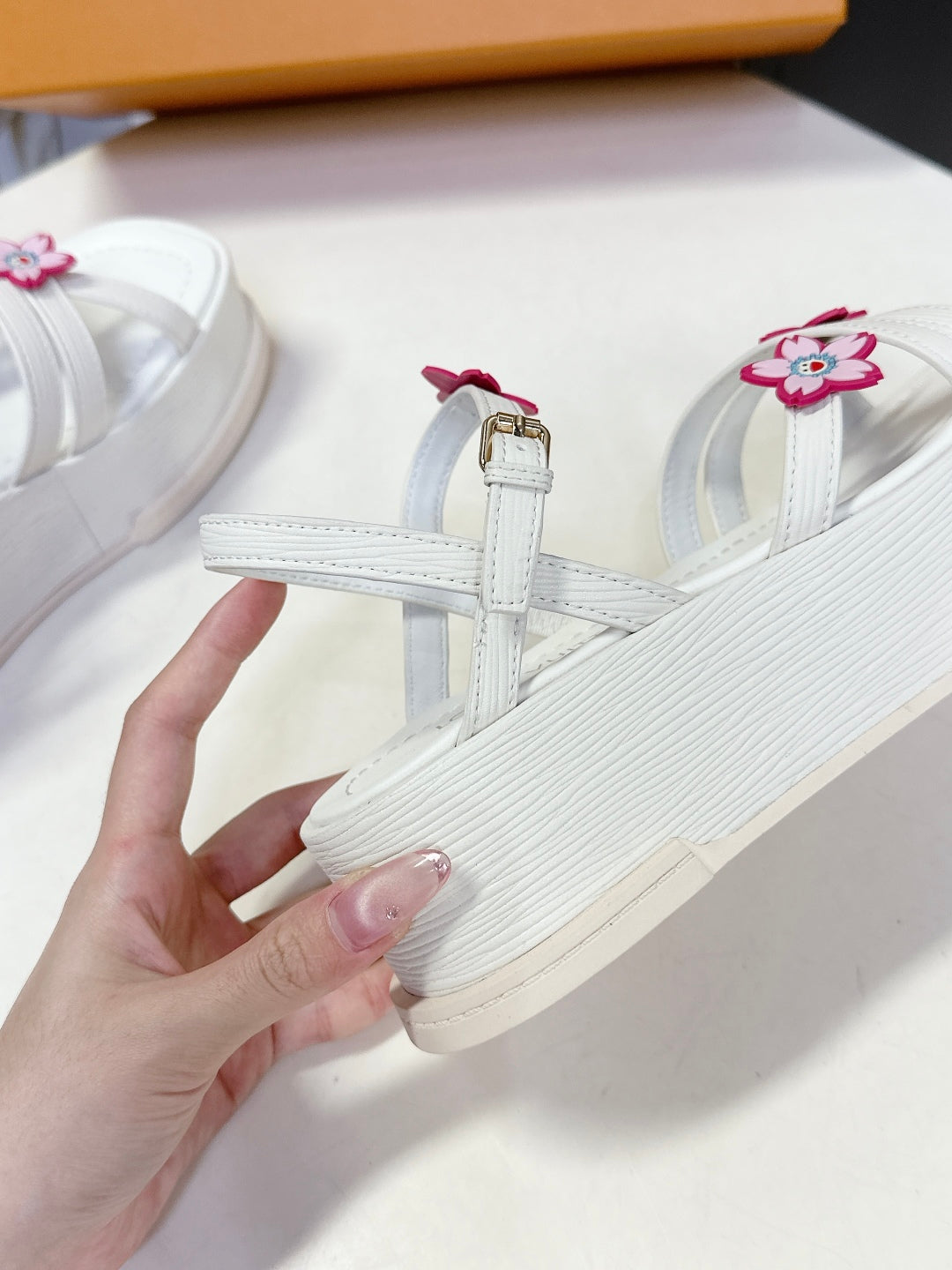 LuxluxHouse Best Quality Women Shoes Louis Vuitton