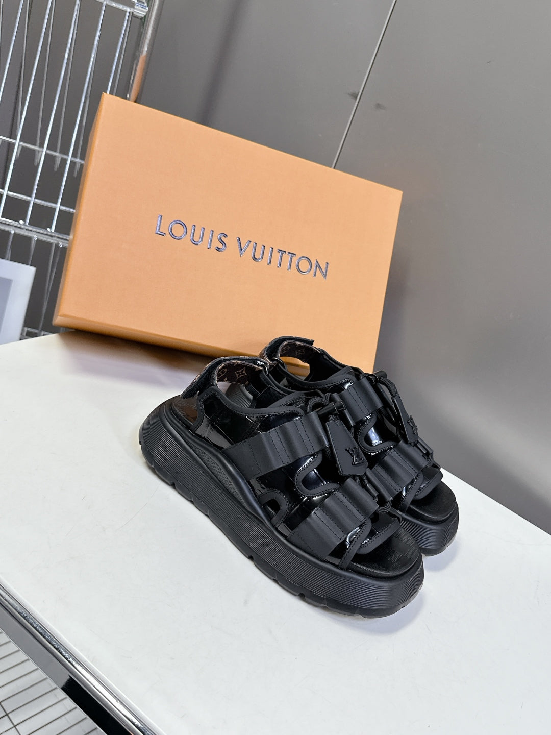 LuxluxHouse Best Quality Women Shoes Louis Vuitton